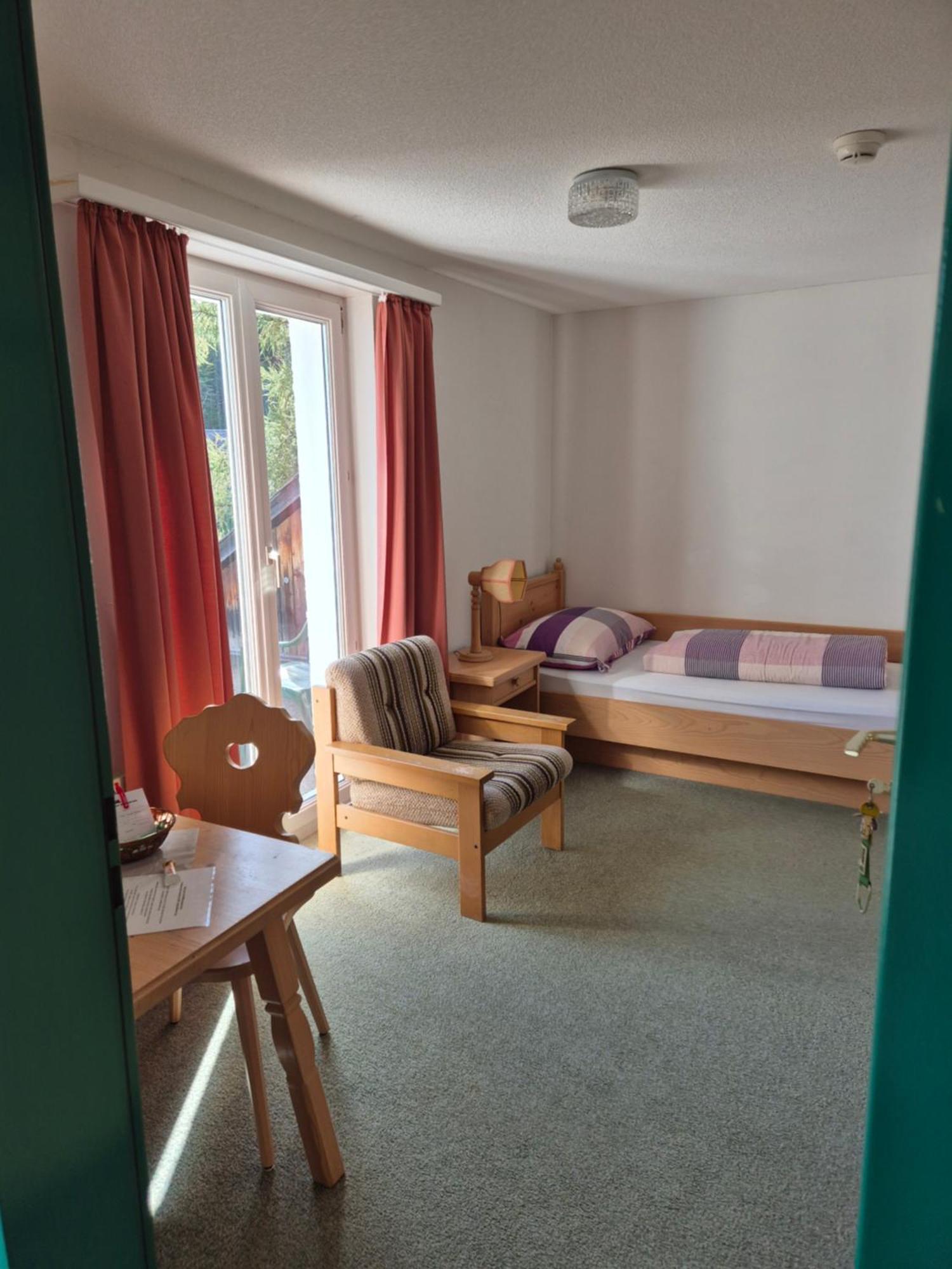 Aparthotel Edy Bruggmann AG Flumserberg Zimmer foto